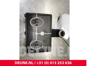 Used Central door locking module Volkswagen Crafter (SY) 2.0 TDI Price € 42,35 Inclusive VAT offered by van Deijne Onderdelen Uden B.V.