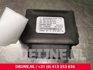 Used Parking brake module Mercedes S (W222/V222/X222) 3.0 S-500 Plug-in Hybrid, S-500 e 24V Price € 70,00 Margin scheme offered by van Deijne Onderdelen Uden B.V.