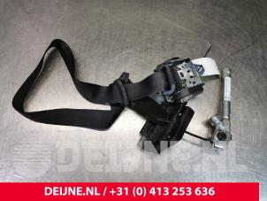 Used Front seatbelt, right Fiat Punto Evo (199) 1.2 Euro 4 Price € 45,00 Margin scheme offered by van Deijne Onderdelen Uden B.V.