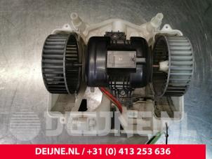 Used Heating and ventilation fan motor Mercedes S (W222/V222/X222) 3.0 S-500 Plug-in Hybrid, S-500 e 24V Price € 150,00 Margin scheme offered by van Deijne Onderdelen Uden B.V.