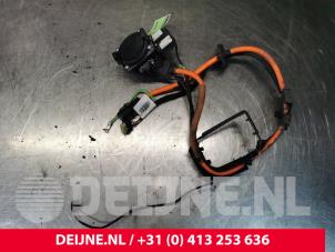 Used Cable high-voltage Mercedes S (W222/V222/X222) 3.0 S-500 Plug-in Hybrid, S-500 e 24V Price € 125,00 Margin scheme offered by van Deijne Onderdelen Uden B.V.