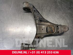 Usagé Bras de suspension avant droit Volkswagen Crafter 2.0 TDI 16V Prix sur demande proposé par van Deijne Onderdelen Uden B.V.