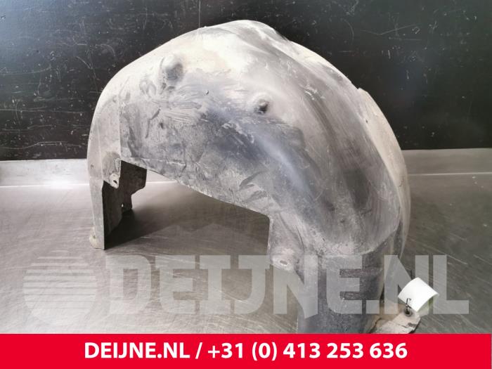 Używane Nadkole Fiat Scudo (270) 2.0 D Multijet Cena € 24,20 Z VAT oferowane przez van Deijne Onderdelen Uden B.V.