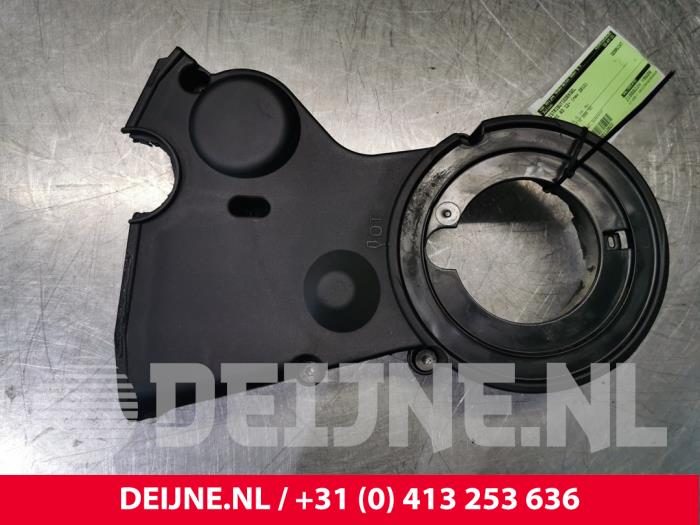 Usagé Couvercle de distribution Audi A3 Sportback (8VA/8VF) 2.0 TDI 16V Quattro Prix € 8,00 Règlement à la marge proposé par van Deijne Onderdelen Uden B.V.