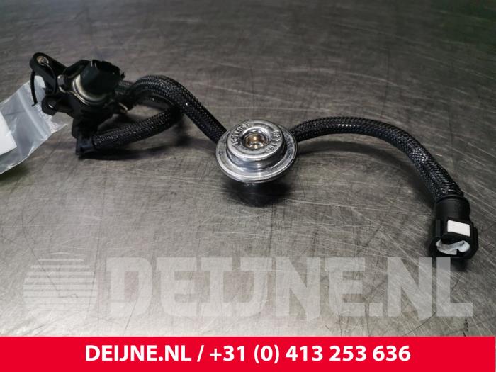 Fuel pressure sensor Ford Transit Connect 1.5 TDCi 81CP3801 XUGA SENSATA