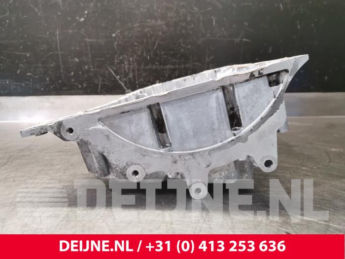 Gebrauchte Ölwanne Volkswagen Transporter T5 2.5 TDi Preis € 72,60 Mit Mehrwertsteuer angeboten von van Deijne Onderdelen Uden B.V.