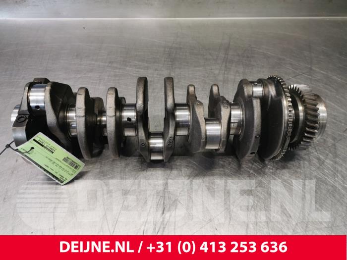 Usagé Vilebrequin Volkswagen Multivan T5 (7E/7HC/7HF/7HM) 2.5 Tdi Prix € 423,50 Prix TTC proposé par van Deijne Onderdelen Uden B.V.
