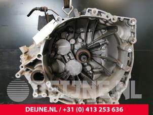 Used Gearbox Volvo V40 (MV) 2.0 T2 16V Price € 750,00 Margin scheme offered by van Deijne Onderdelen Uden B.V.