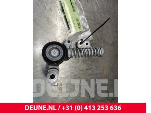 Used Drive belt tensioner Volvo V40 (MV) 2.0 T2 16V Price € 25,00 Margin scheme offered by van Deijne Onderdelen Uden B.V.