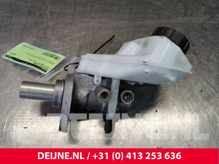 Gebrauchte Hauptbremszylinder Volvo V60 I (FW/GW) 2.4 D6 20V Plug-in Hybrid AWD Preis € 20,00 Margenregelung angeboten von van Deijne Onderdelen Uden B.V.