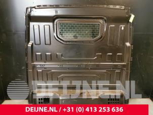 Used Cabin bulkhead Volkswagen Crafter (SY) 2.0 TDI Price € 302,50 Inclusive VAT offered by van Deijne Onderdelen Uden B.V.