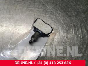 Usados Sensor de presión de neumáticos BMW 3 serie (F30) 320d 2.0 16V Precio € 20,00 Norma de margen ofrecido por van Deijne Onderdelen Uden B.V.