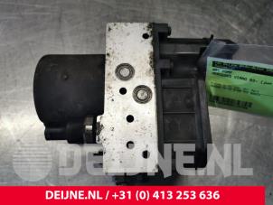 Used ABS pump Mercedes Viano (639) 2.2 CDI 16V Price € 121,00 Inclusive VAT offered by van Deijne Onderdelen Uden B.V.