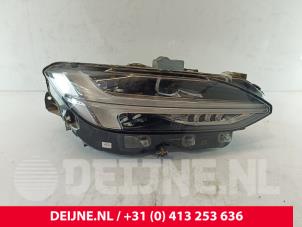 Gebrauchte Scheinwerfer rechts Volvo V90 II (PW) 2.0 D3 16V AWD Preis € 750,00 Margenregelung angeboten von van Deijne Onderdelen Uden B.V.