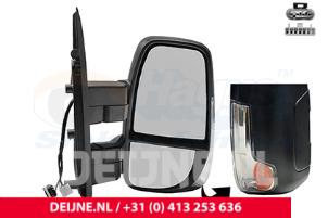 Neue Außenspiegel rechts Iveco New Daily Preis € 151,25 Mit Mehrwertsteuer angeboten von van Deijne Onderdelen Uden B.V.
