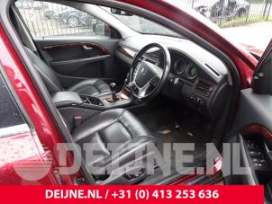 Used Seat, left Volvo V70 (BW) 2.0 D 16V Price € 100,00 Margin scheme offered by van Deijne Onderdelen Uden B.V.