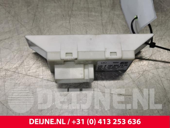 Używane Modułowy reflektor LED Mercedes CLA (117.3) 2.0 CLA-250 Turbo 16V Cena € 70,00 Procedura marży oferowane przez van Deijne Onderdelen Uden B.V.