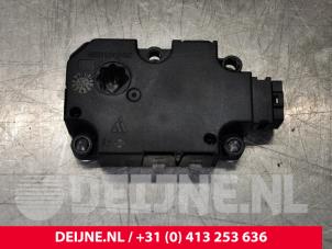 Used Heater valve motor Mercedes CLA (117.3) 2.0 CLA-250 Turbo 16V Price € 19,00 Margin scheme offered by van Deijne Onderdelen Uden B.V.