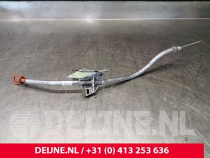 Używane Pretowy wskaznik poziomu oleju Mercedes Vito (447.6) 1.6 111 CDI 16V Cena € 24,20 Z VAT oferowane przez van Deijne Onderdelen Uden B.V.
