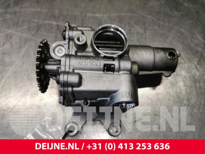 Gebrauchte Ölpumpe Volvo XC70 (BZ) 2.4 D4 20V AWD Preis € 60,50 Mit Mehrwertsteuer angeboten von van Deijne Onderdelen Uden B.V.