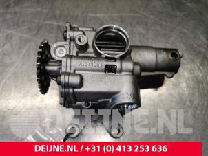 Used Oil pump Volvo XC70 (BZ) 2.4 D4 20V AWD Price € 60,50 Inclusive VAT offered by van Deijne Onderdelen Uden B.V.