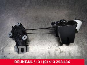 Gebrauchte Schließmechanik Heckklappe Volvo V60 II (ZW) 2.0 T8 16V Plug-in Hybrid AWD Preis auf Anfrage angeboten von van Deijne Onderdelen Uden B.V.