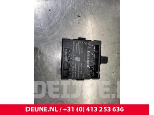 Używane Modul centralnego zamka Mercedes Vito (447.6) 2.0 114 CDI 16V Cena na żądanie oferowane przez van Deijne Onderdelen Uden B.V.