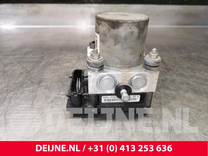 Używane Pompa ABS Fiat Ducato (250) 2.2 D 100 Multijet Euro 4 Cena € 133,10 Z VAT oferowane przez van Deijne Onderdelen Uden B.V.