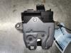 Tailgate lock mechanism from a Volvo V60 I (FW/GW) 2.4 D6 20V Plug-in Hybrid AWD 2013