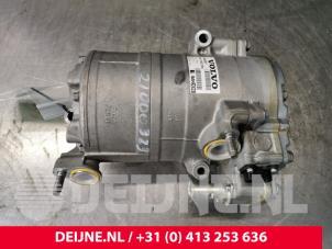 Używane Pompa klimatyzacji Volvo V60 II (ZW) 2.0 T8 16V Plug-in Hybrid AWD Cena € 250,00 Procedura marży oferowane przez van Deijne Onderdelen Uden B.V.