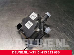 Used Electric heater valve Tesla Model S 70D Price € 90,75 Inclusive VAT offered by van Deijne Onderdelen Uden B.V.