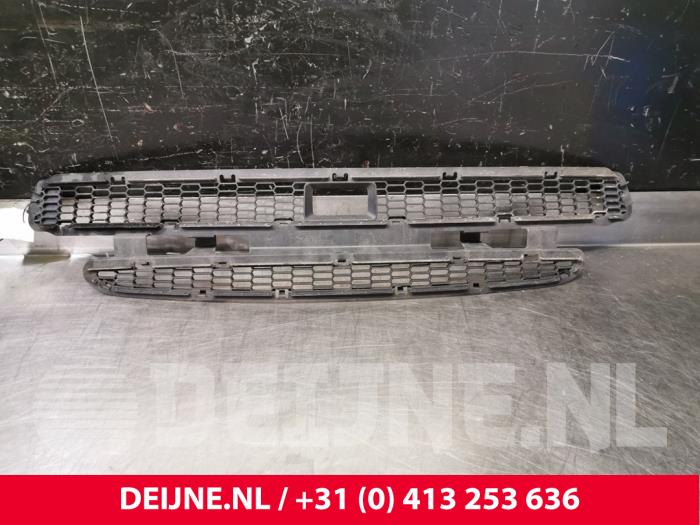 Bumper grille from a Tesla Model S 70D 2015