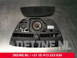 Gebrauchte Lautsprecher Volvo XC40 (XZ) 1.5 T3 Autom. 12V Preis € 35,00 Margenregelung angeboten von van Deijne Onderdelen Uden B.V.