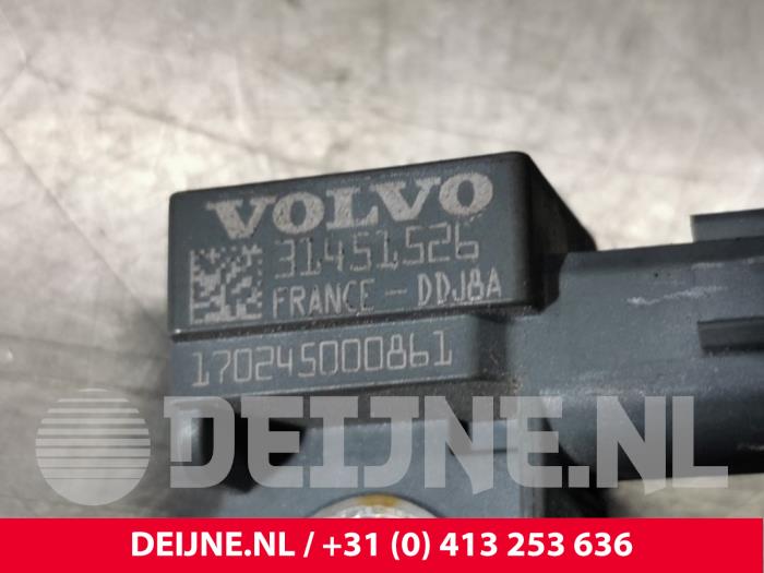 Airbag sensor Volvo V40 2.0 T2 16V 31451526