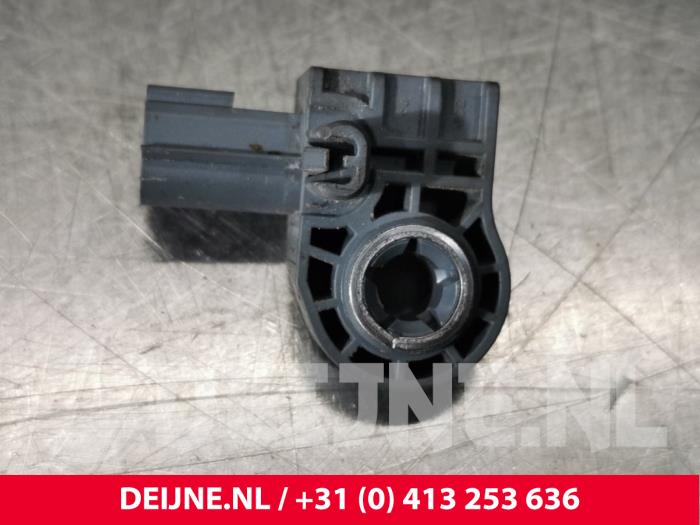 Airbag sensor Volvo V40 2.0 T2 16V 31451526