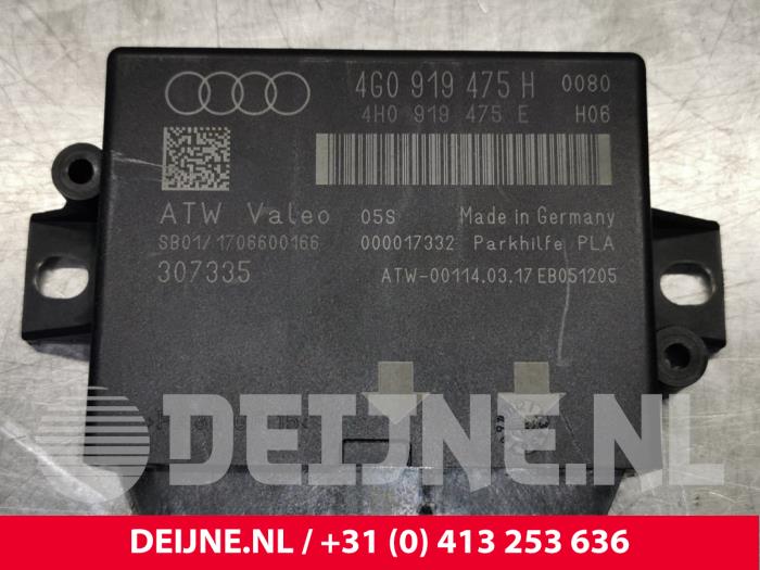 PDC Modul van een Audi S8 (D4) 4.0 Plus V8 TFSI 32V 2017