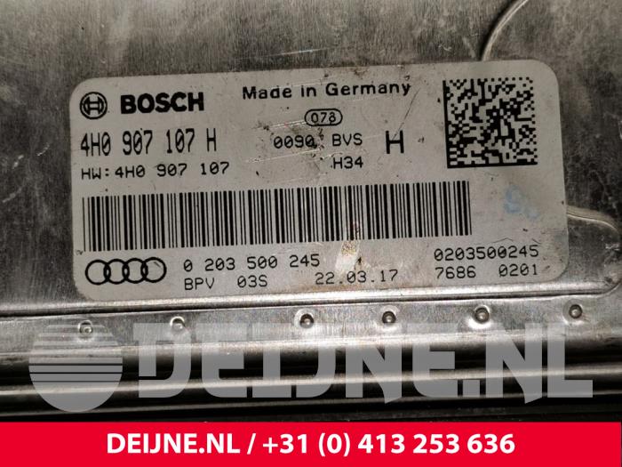Kamera Modul van een Audi S8 (D4) 4.0 Plus V8 TFSI 32V 2017