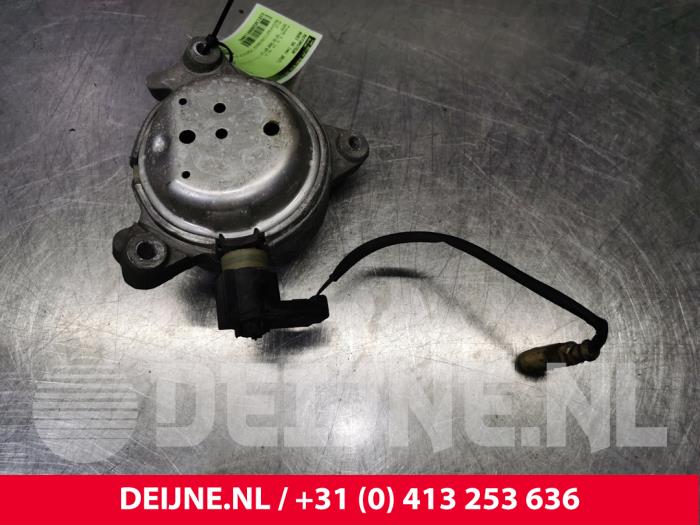 Used Engine mount Audi S8 (D4) 4.0 Plus V8 TFSI 32V Price € 44,00 Margin scheme offered by van Deijne Onderdelen Uden B.V.