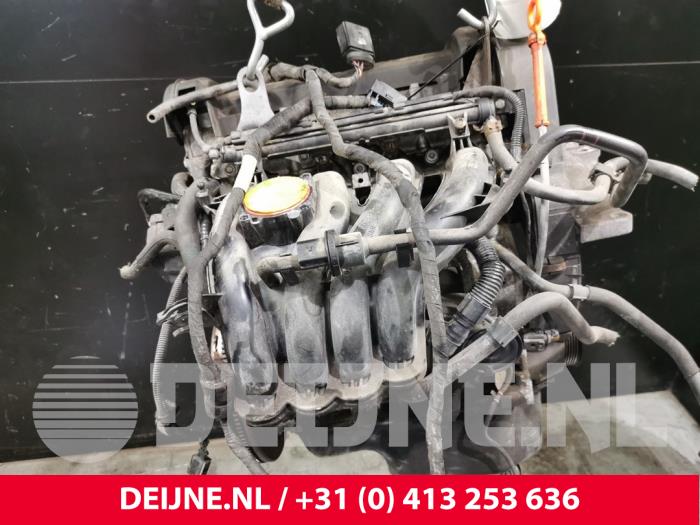Engine Volkswagen Caddy Combi III 1.4 16V - BUD