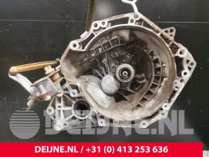 Używane Skrzynia biegów Opel Corsa D 1.2 16V Cena € 125,00 Procedura marży oferowane przez van Deijne Onderdelen Uden B.V.