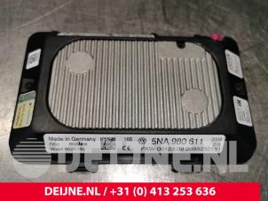 Usagé Module téléphone Volkswagen Golf VIII (CD1) 2.0 GTI 16V Prix € 65,00 Règlement à la marge proposé par van Deijne Onderdelen Uden B.V.