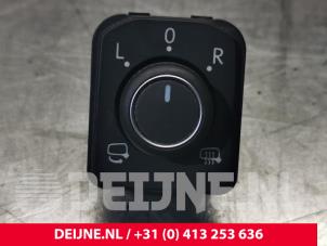Used Mirror switch Volkswagen Golf VIII (CD1) 2.0 GTI 16V Price € 20,00 Margin scheme offered by van Deijne Onderdelen Uden B.V.