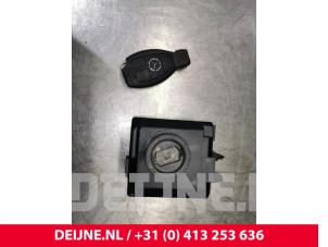 Used Ignition lock + key Mercedes Vito (447.6) 1.6 111 CDI 16V Price € 242,00 Inclusive VAT offered by van Deijne Onderdelen Uden B.V.