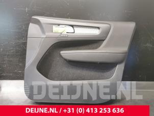 Używane Tapicerka drzwi prawych przednich wersja 4-drzwiowa Volvo XC40 (XZ) 1.5 T3 Autom. 12V Cena na żądanie oferowane przez van Deijne Onderdelen Uden B.V.