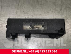 Used Keyless entry antenna Porsche Taycan (Y1A) 4S Price € 24,20 Inclusive VAT offered by van Deijne Onderdelen Uden B.V.