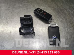 Used Ignition lock + key Volvo V40 (MV) 1.6 D2 Price € 40,00 Margin scheme offered by van Deijne Onderdelen Uden B.V.