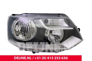 New Headlight, right Volkswagen Transporter Price € 118,58 Inclusive VAT offered by van Deijne Onderdelen Uden B.V.