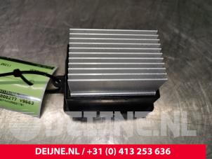 Used Heater resistor Peugeot Partner (EF/EU) 1.5 BlueHDi 100 Price € 36,30 Inclusive VAT offered by van Deijne Onderdelen Uden B.V.