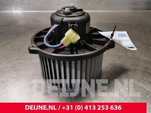 Used Heating and ventilation fan motor Volvo S40 (VS) 1.8i 16V Price € 40,00 Margin scheme offered by van Deijne Onderdelen Uden B.V.