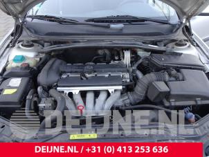 Used Engine Volvo V70 (SW) 2.4 20V 170 Price on request offered by van Deijne Onderdelen Uden B.V.